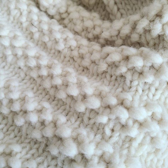 100% wool beige handmade knitted hat. - Picture 6 of 7